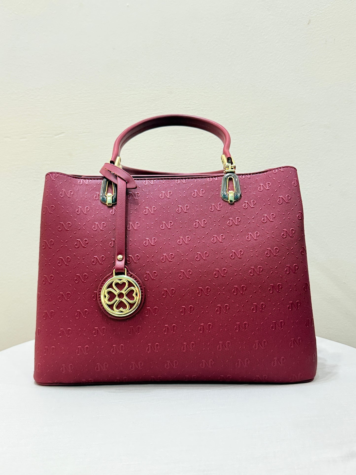 Burgundy Wine Handbag with Embossed Pattern & Gold Charm - Luxury Style Women's Bags