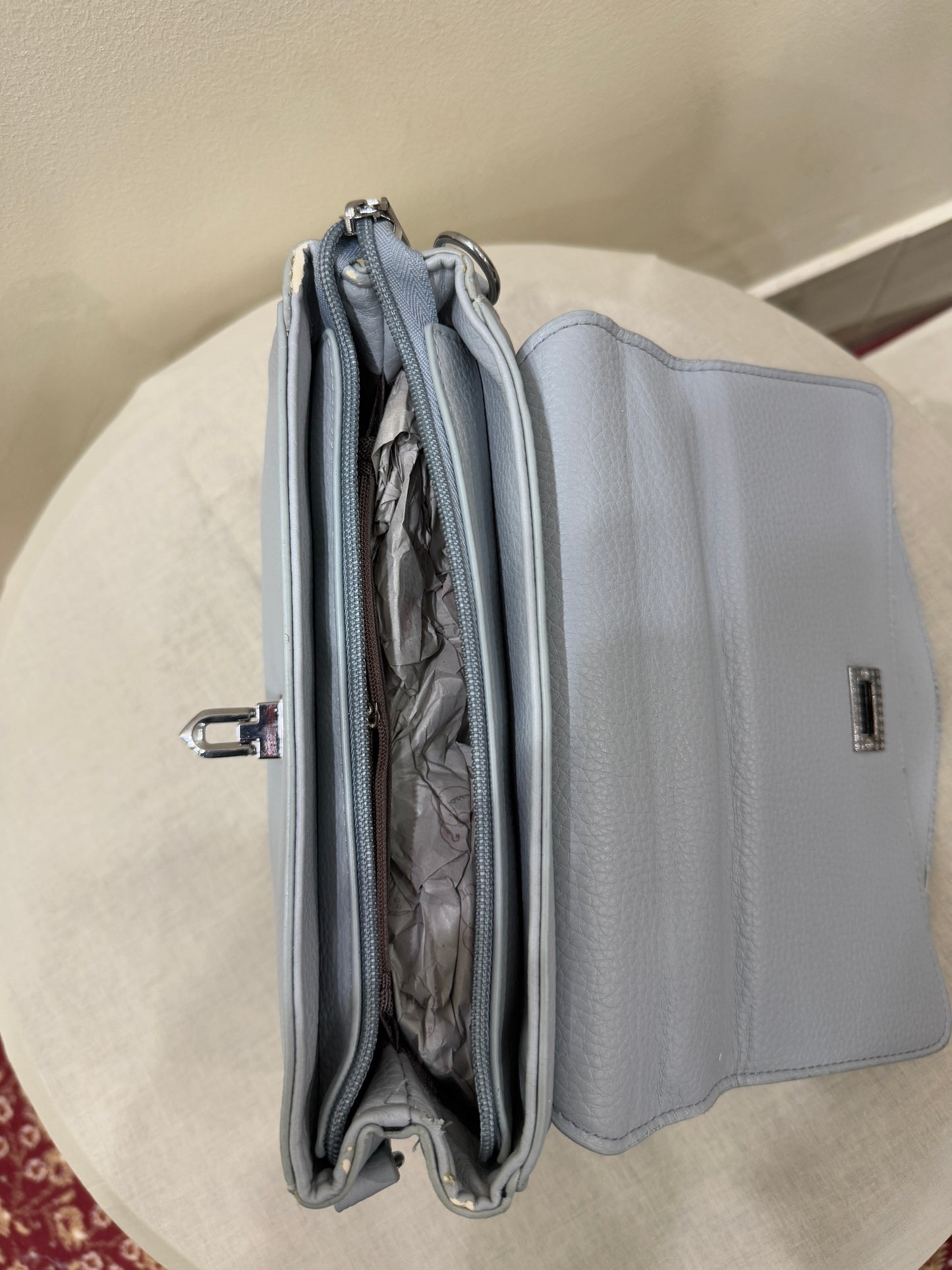 Premium Gray Leather Women Bags-Look Flap Closure Handbag - Minimalist Style